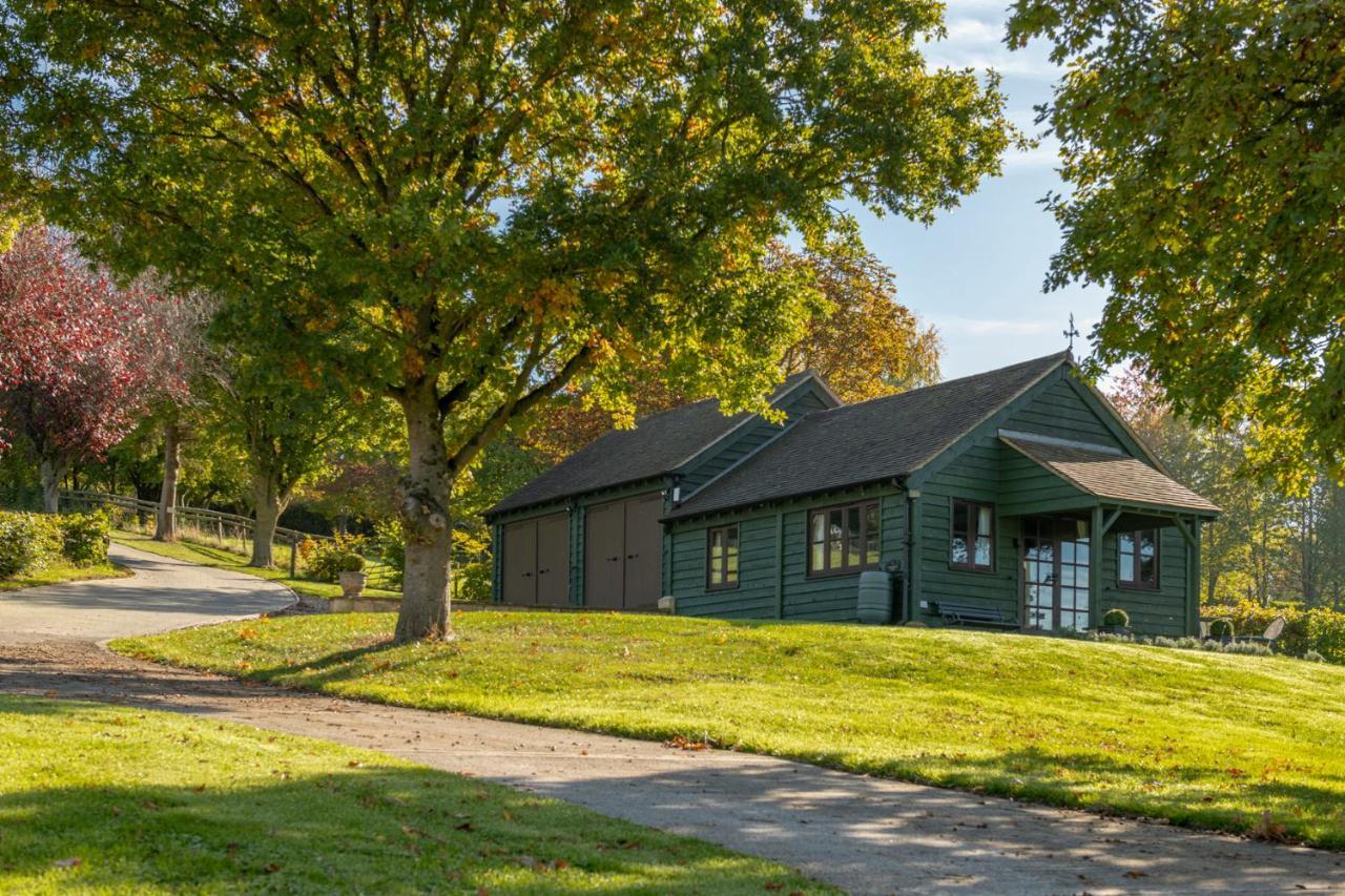 Beautiful Cottage With Stunning Views In Box Box  Eksteriør billede